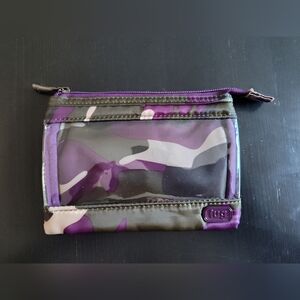 Small lug Transport in Camo Berry *Add to another listing for $5*